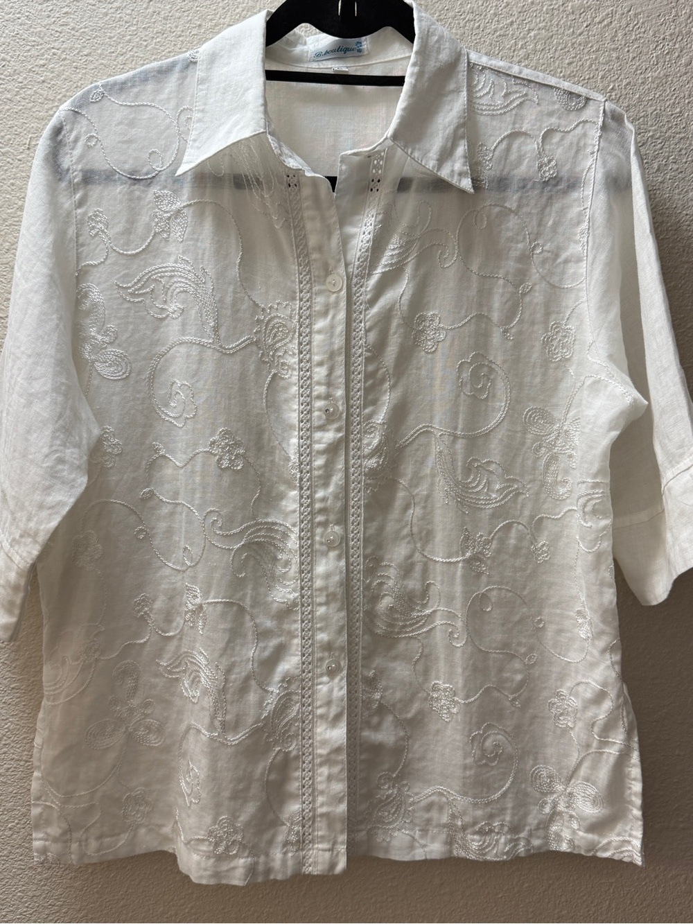 B. Boutique White Embroidered Linen Button Down Shirt L Boho Coastal Chic Top